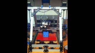 MendelMax printing after some calibration.