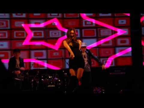 NS Yoon-G at Sungkyunkwan University Fall 2014 Student Festival (Video 2)