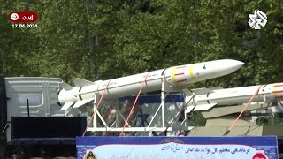شاهد .. إيران تستعرض قوتها وأسلحتها الحديثة في عرض عسكري ضخم بمناسبة عيد الجيش