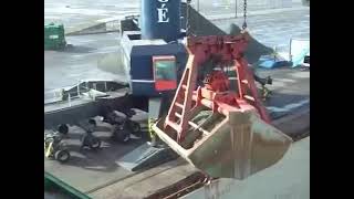 Mechanical Four-Ropes Clamshell Grab (MC4RC)
