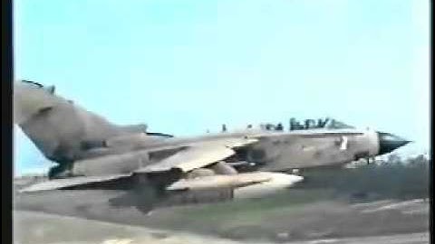 Panavia Tornado GR.1 - Gulf War 1991 flying video