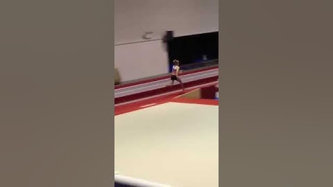Vault Full Twisting Yurchenko Straight