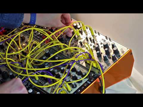 01:40 min of Mutable Instruments Marbles doing it’s thing