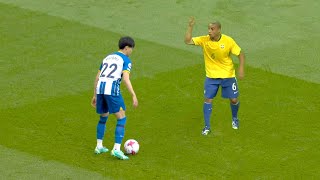 「無慈悲だ」世界を震撼させた無双ドリブル30連発!!