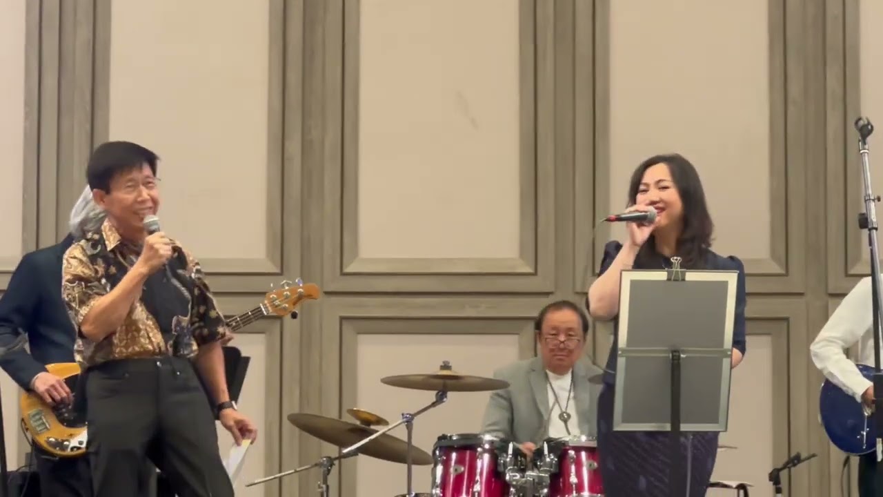 ဘယ်တော့မှမမေ့  (cover by Yadanar Oo and Richard Chow )