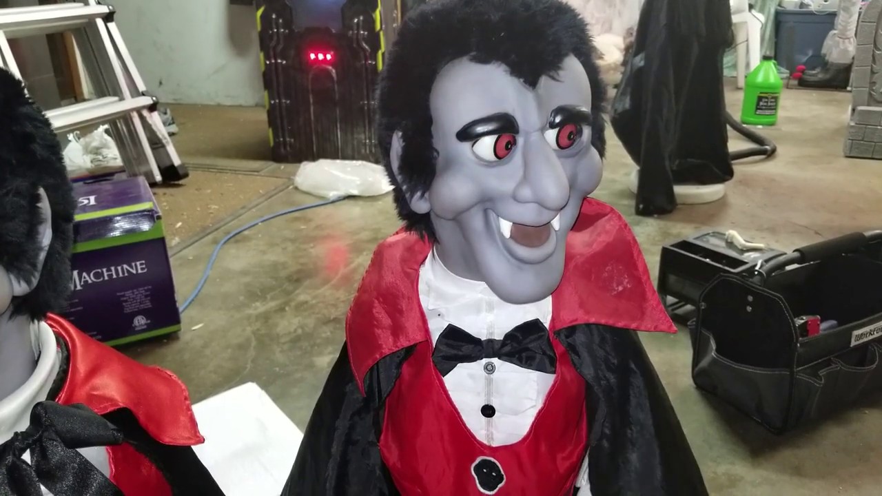 Count Dracula. 3d cartoon halloween count Dracula #Sponsored , #Sponsored,  #sponsored, #Dracula, #halloween, #cart…