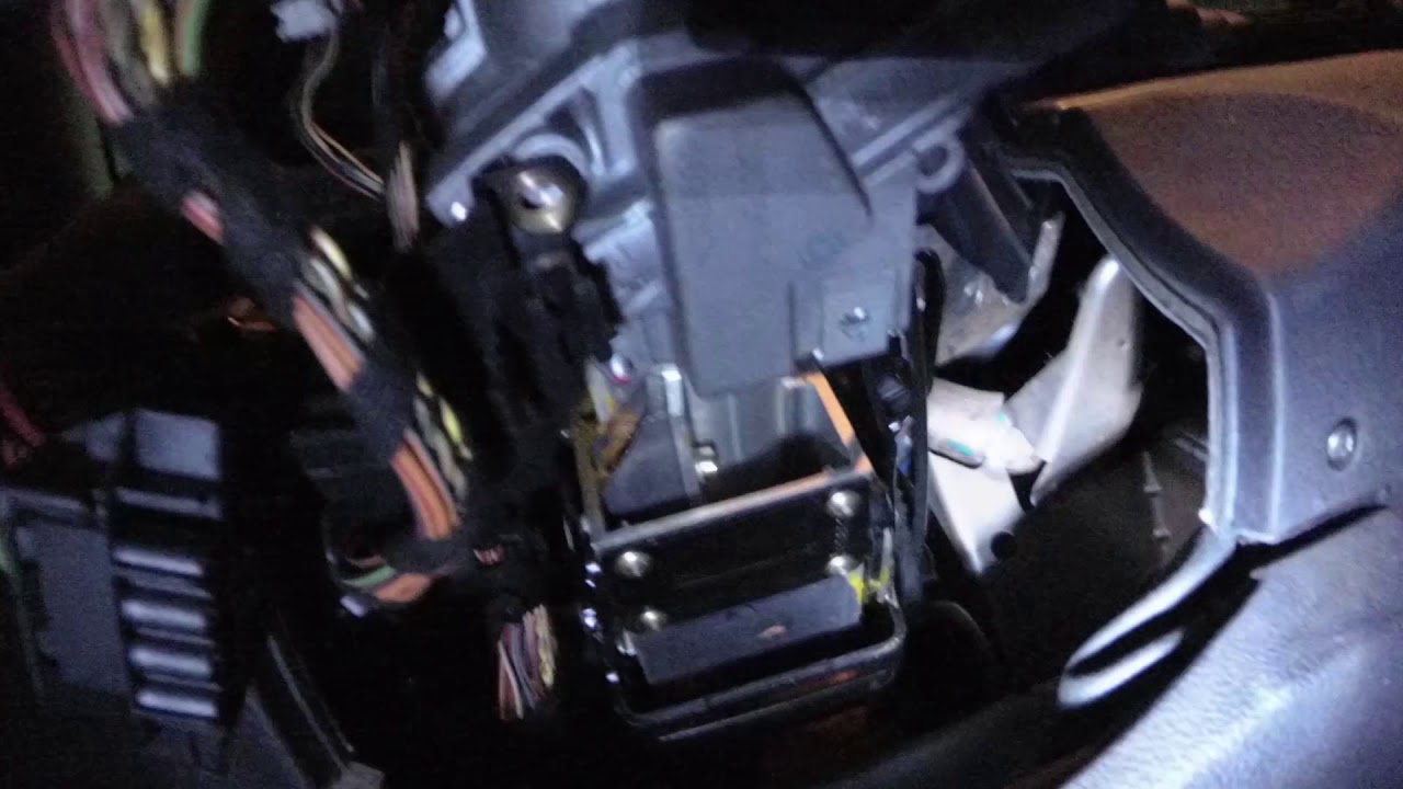 Замена контактной группы замка зажигания на BMW X5 E53 рестайлинг - YouTube