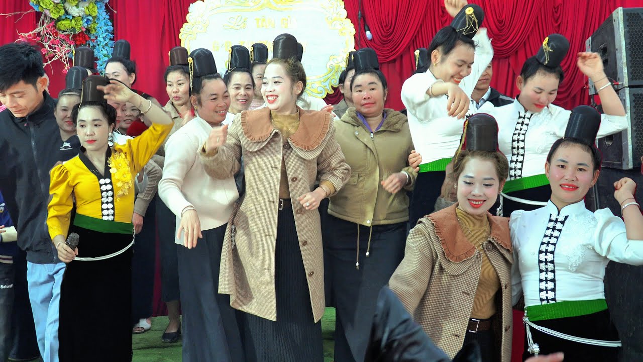 NHẢY MỪNG TÂN GIA ĐẠI CÁT GĐ EM THƯƠNG THY / BẢN MÒN - THUẬN CHÂU