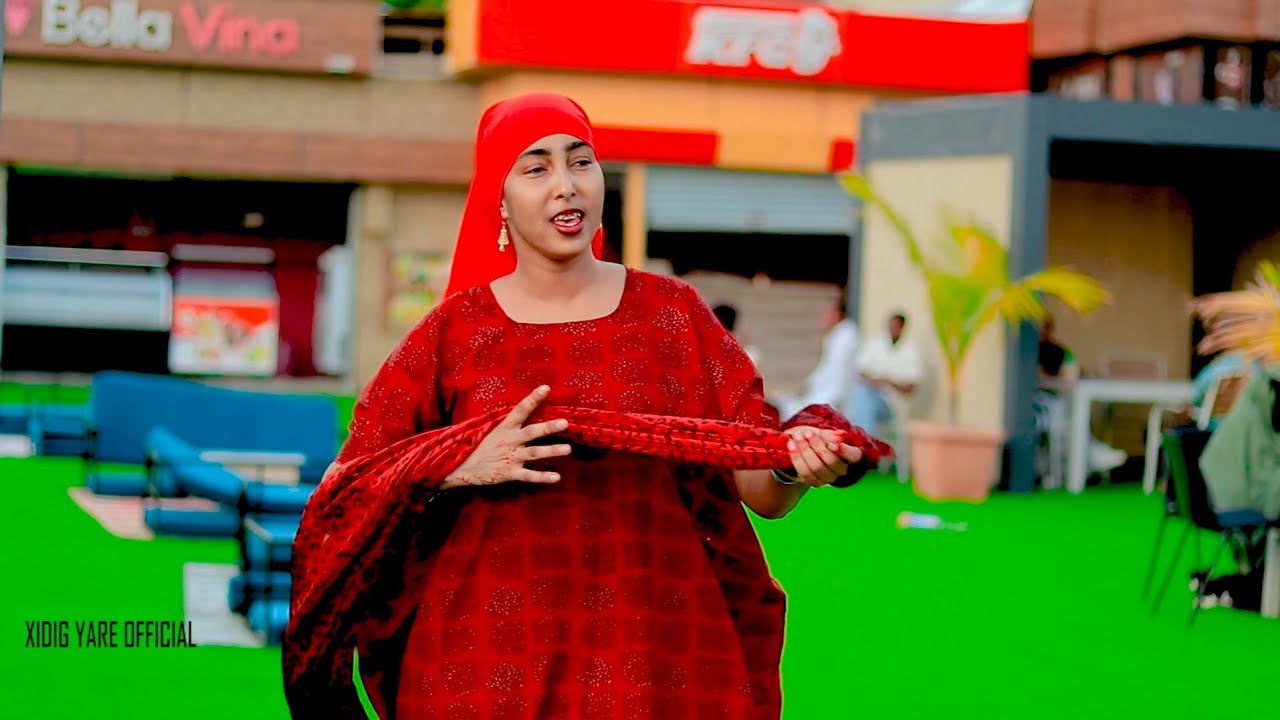 AYAANLE POY UBAX DAGAN DHAANTO CUSUB  NEW VIDEO 