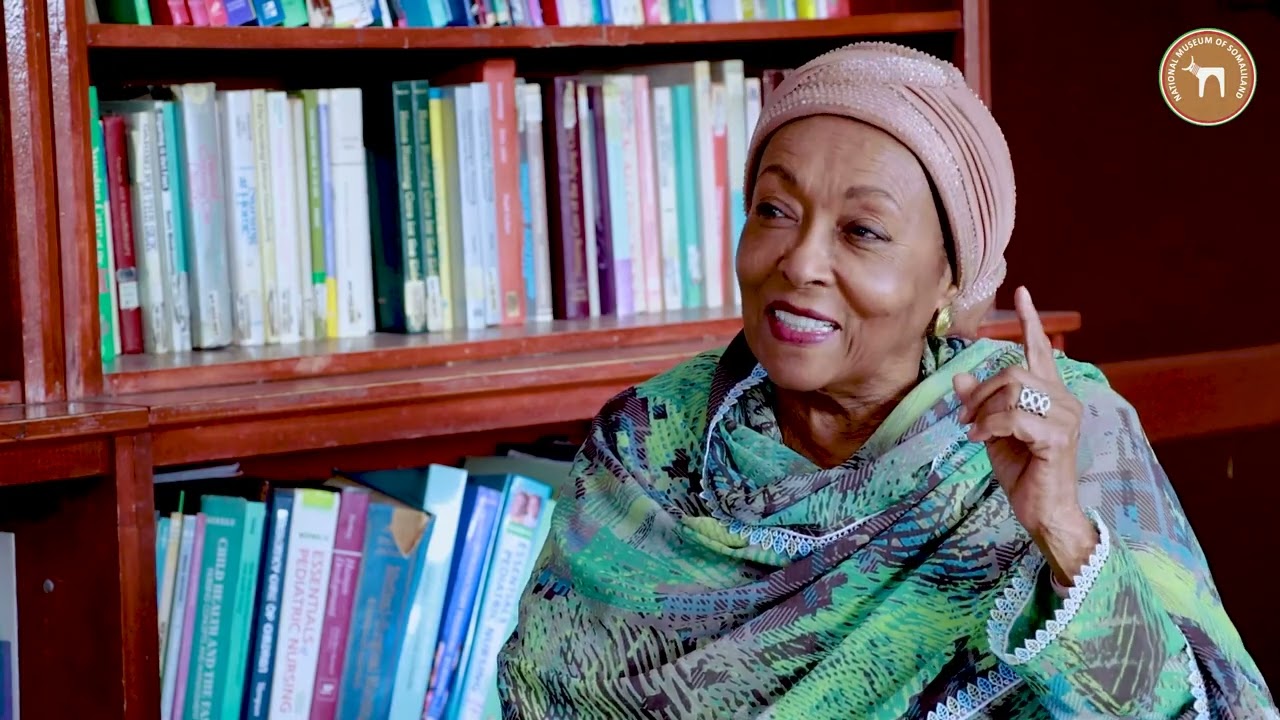 Waraysi Gaar ah Dr. Adna Aadan Ismaaciil