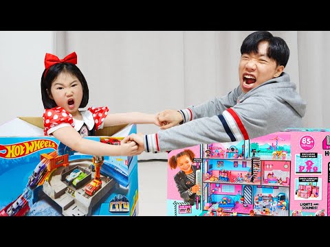 <strong>Boram</strong> Pretend <strong>Play</strong> Adventure Collection in Dollhouse and useful videos for children