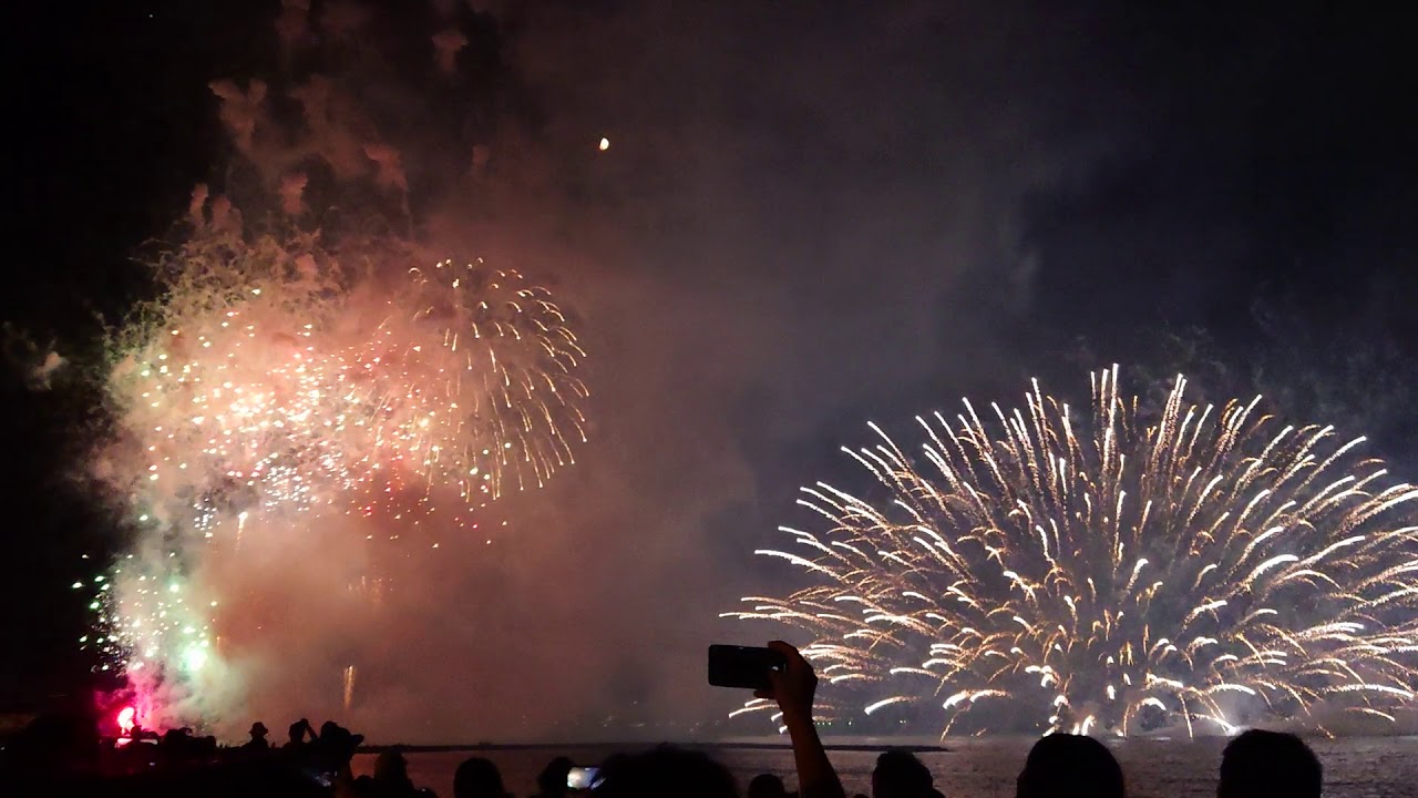 館山湾花火大会の穴場スポット 2021年の開催日と場所取りのコツは