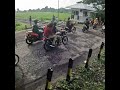 Jangan kyk gini.!! Kurangi kecepatan. Awas.!! Lajur kanan untuk pengendara lawan arah