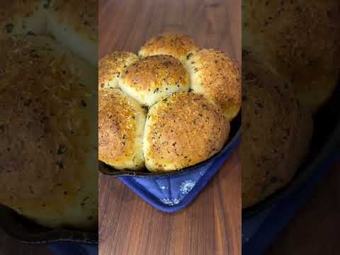 Skillet Stuffed Pizza Rolls  #recipe  #easyrecipe  #baking #food