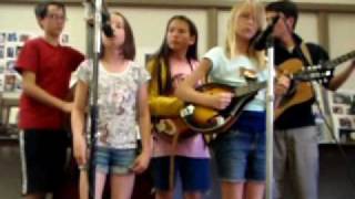 Kids On Bluegrass (KOB) perform "Poor Wayfaring Stranger" chords