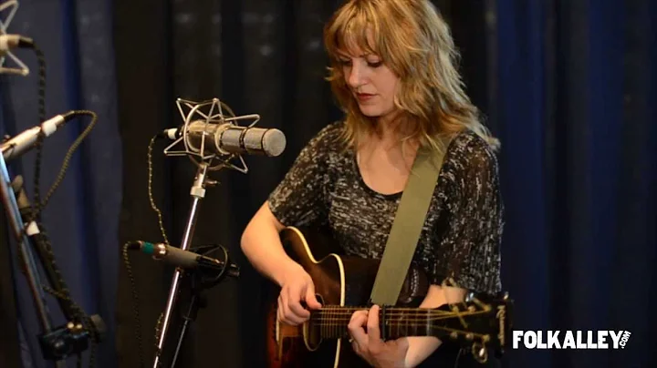 Folk Alley Sessions: Anas Mitchell & Jefferson Ham...