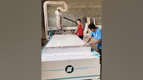 SUDIAO 1300X2800mm Automatic Tools Change CNC Router