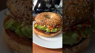 Avocado ? & egg bagel sandwich healthyrecipes shortvideo shorts healthyfood breakfast