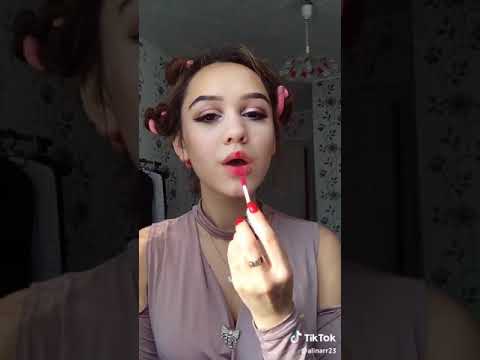 اجمل فتاة تفعل مسابقة حمرة الفم