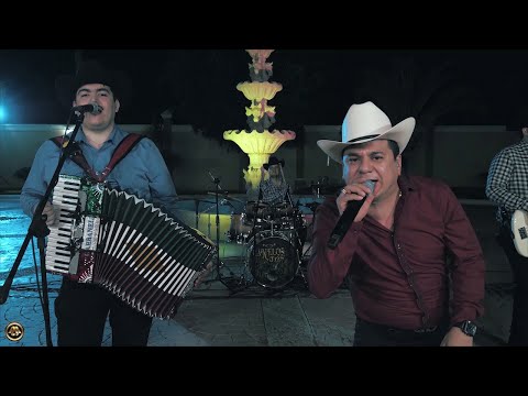 El Potro De Sinaloa Ft. Canelos Jrs - El Mochomo (En Vivo 2021)