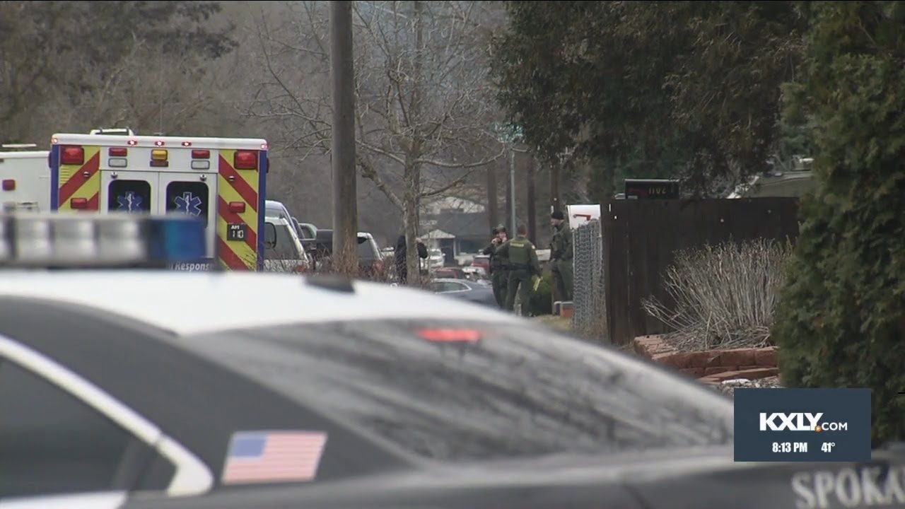 Suspect taken into custody following SWAT standoff - YouTube