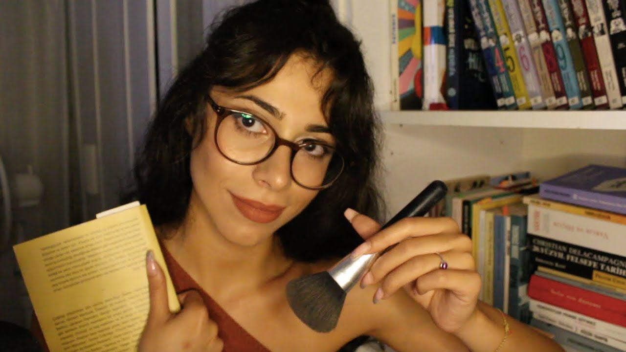 KÜTÜPHANEDE MAKYAJINI YAPIYORUM ASMR ROLEPLAY