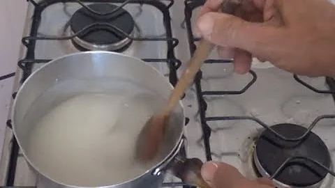 Como tirar ferrugem com amido de milho e vinagre?