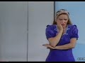 وجوب تشجيع الأهلي وتحريم تشجيع الزمالك | مشهد للفنانة نيفين رامز زوجة الفنان محمد صبحي