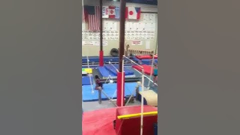 Rachael Mastrangelo (2017) Training Back layout 2.5+punch front tuck -1