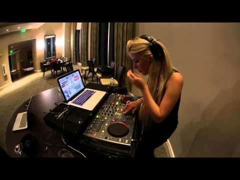 DDJ T1 Pioneer - Mix Review 2 Michelle Ciotti