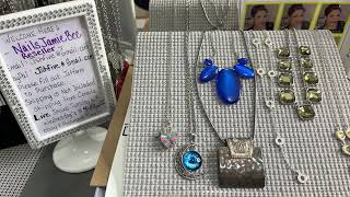 a LIVE Jewellery Auction - May 8, 4:00pm CNT. - at NailsJamieBee Reseller - 💍🇨🇦