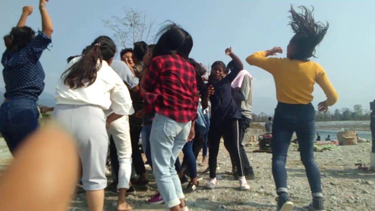Picnic party dance 😇😇😇❤️❤️❤️❤️ with  school  frnds... Arunachal Pradesh 🤩