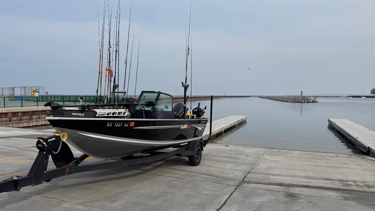 Одна из ЛУЧШИХ 18-футовых лодок для озера Мичиган! — Alumacraft Voyageur 175 Sport