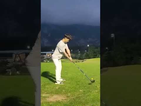 막홀 뷰가 넘 예쁜몽베르cc 티샷