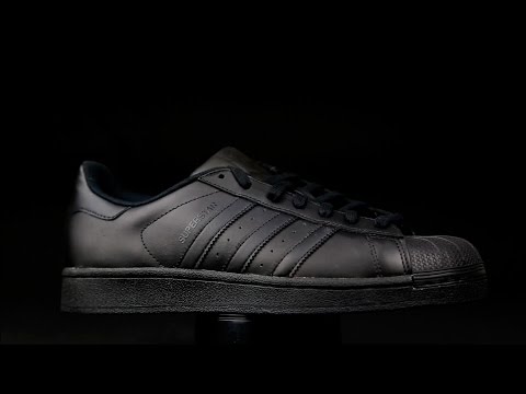 adidas superstar total black