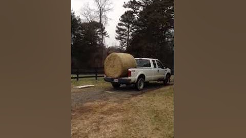 How to unload round bales from your pickup