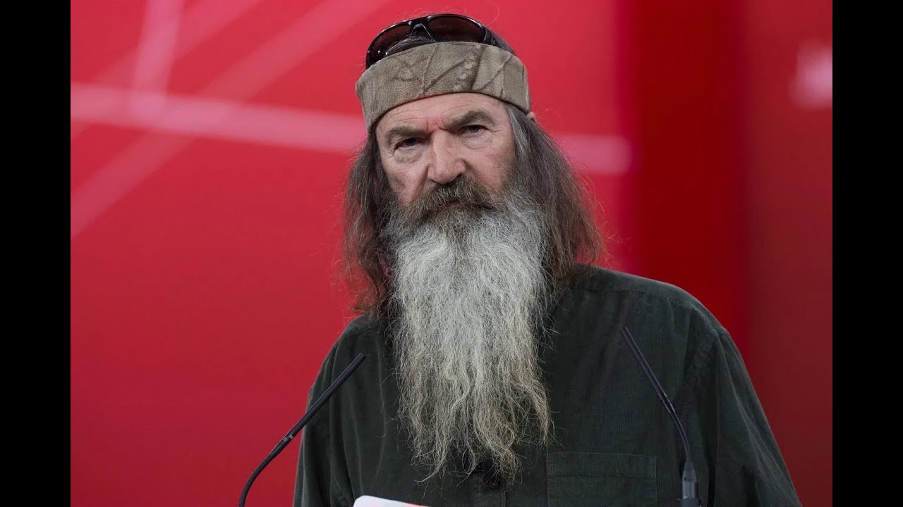 Duck Dynasty's Willie Robertson Reveals Late Dad Phil Robertson's Final Message to Their Family Befo