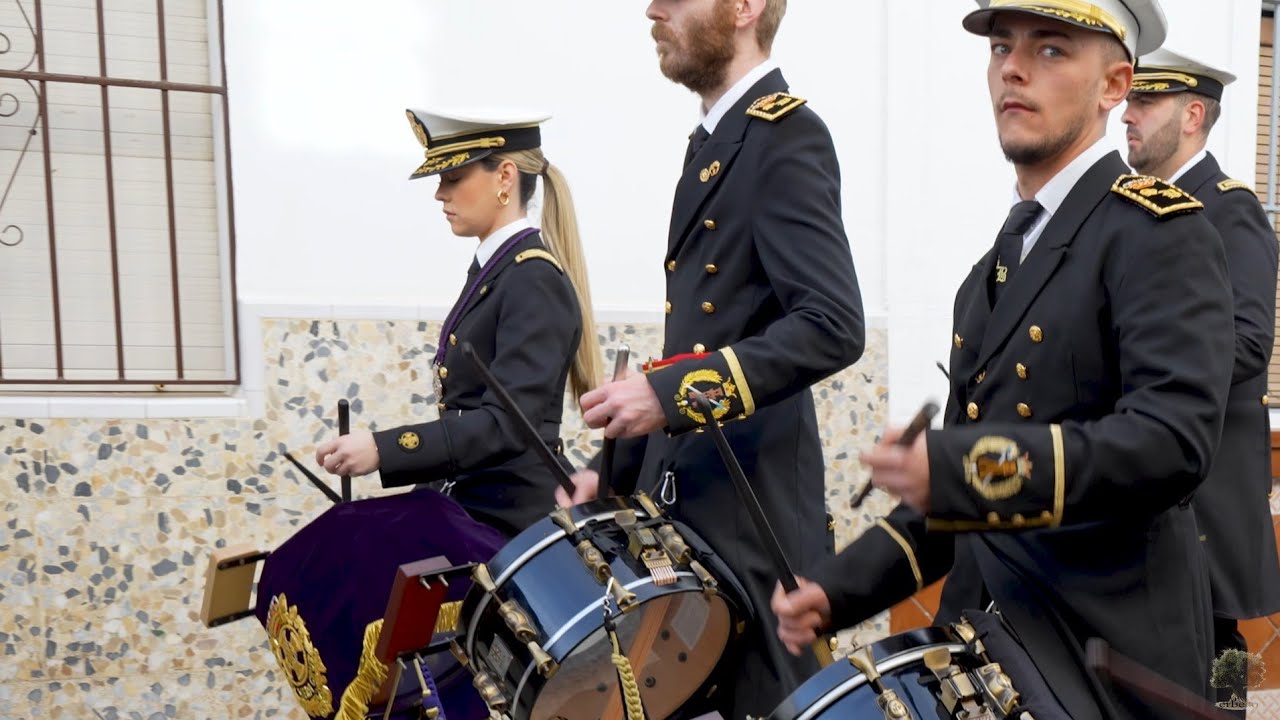 Pasacalles en la Jornada de Puertas Abiertas de la BCT Vera Cruz de Los Palacios