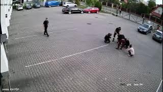 Wybiegła w piżamie i w kapciach. Staś nie oddychał. Na pomoc ruszyli strażacy | FAKT.PL