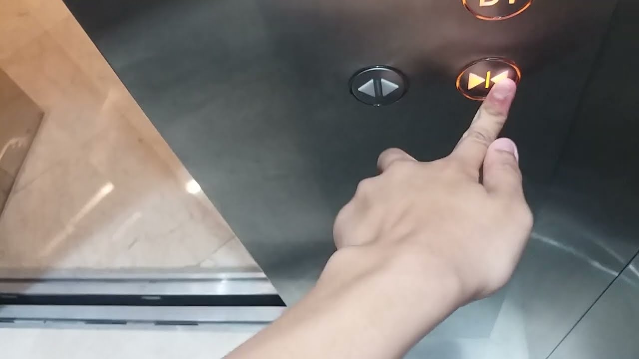 Mitsubishi Nexiez Traction Elevators at Grand Indonesia (Near Fun World) Jkt, ID