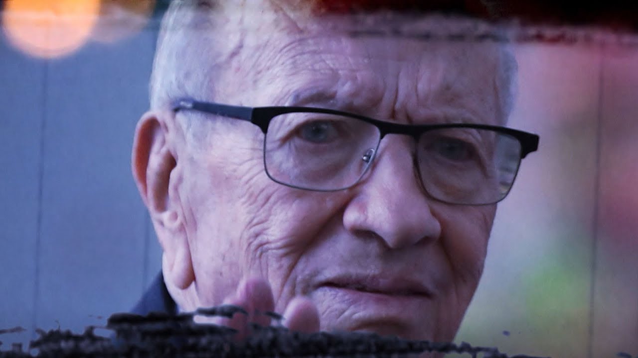 قايد السبسي.. رجل شغل جميع المناصب