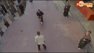 [Arena Film] Japanese samurai mocks Chinese Kung Fu in the ring, enraging a master who kicks him awa