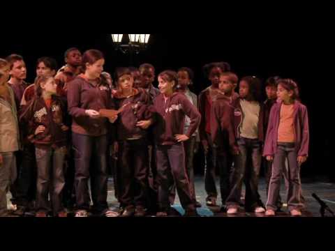 Au défilé KidSuper, les rois du stand-up font le show