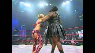 BP History Velvet Sky vs Awesome Kong