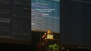 MARTIN GARRIX SHOWS AND PLAY THE UNRELEASED SONG "BACK IN TIME" AT MASTERCLASS🔥🙌🙌 #martingarrix #edm