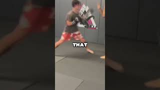 Boxing Vs Jiu-Jitsu.
