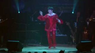 Liza On An E New York New York - Trevor Ashley