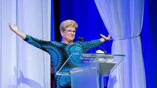 Lifetime Achievement Award, Lori Lyford, 2025 Columbus