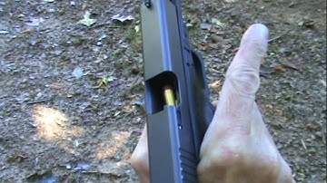 Cover Image for Glock 22  gen 4 (Close-Up)