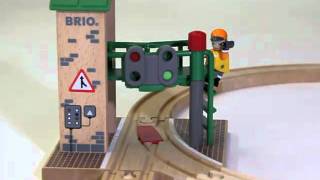 BRIO シグナルステーション - YouTube